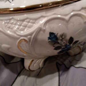 #161-11) Vintage Maurice of California Blue Rose pottery casserole dish